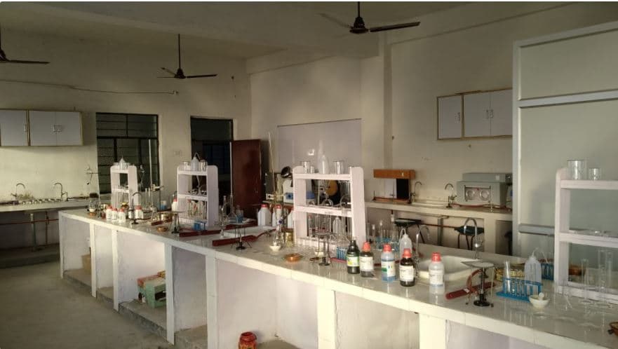 S.J Institute Of Pharmacy Ramaipur Lab photo 2