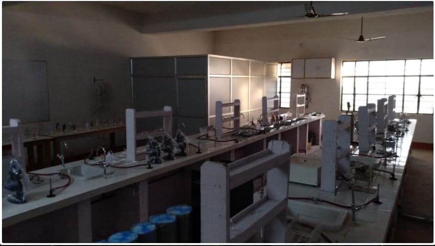 S.J Institute Of Pharmacy Ramaipur Lab photo 7