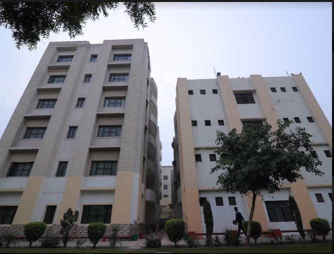 KIET University Infrastructure photo 25