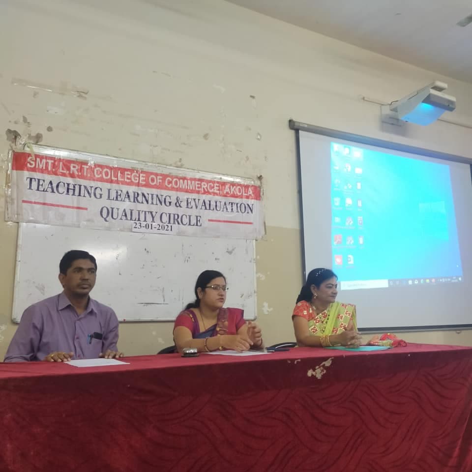 Smt. Laxmibai Radhakisan Toshniwal College of Commerce Akola Extra Curriculars photo 19