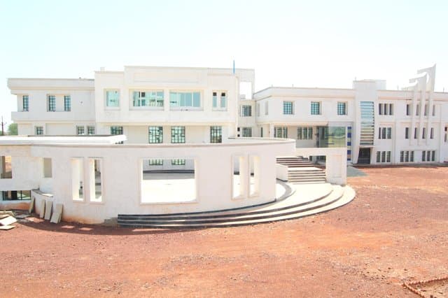 Institute of Dental Education & Advance Studies Gwalior campus photo 4