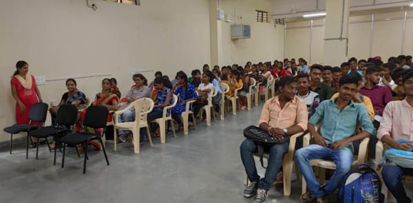 Nagpur College of Pharmacy Guest lecture photo 4