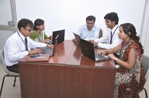 Indian Institute of Finance Greater Noida Extra Curriculars photo 20