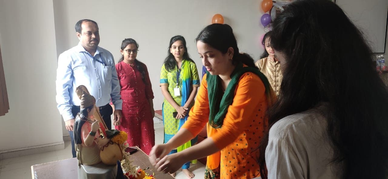 Trinity College of Pharmacy Pune Teachers Day photo 1