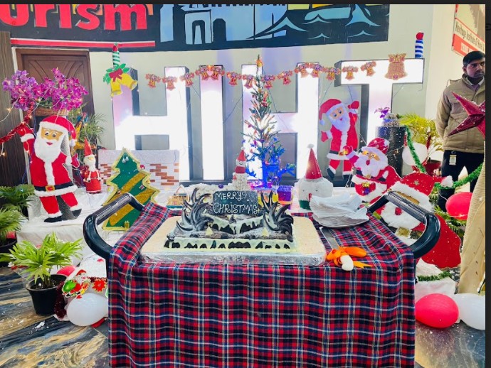 Heritage Institute of Hotel and Tourism Agra 24th Dec 2021 Christmas photo 9