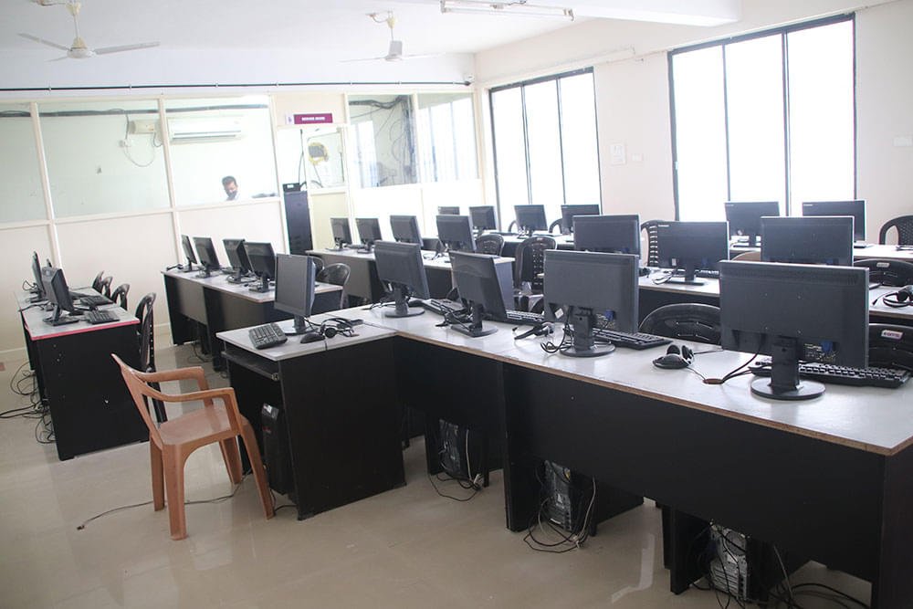 KMP College Of Pharmacy Ernakulam Campus & Facility photo 5