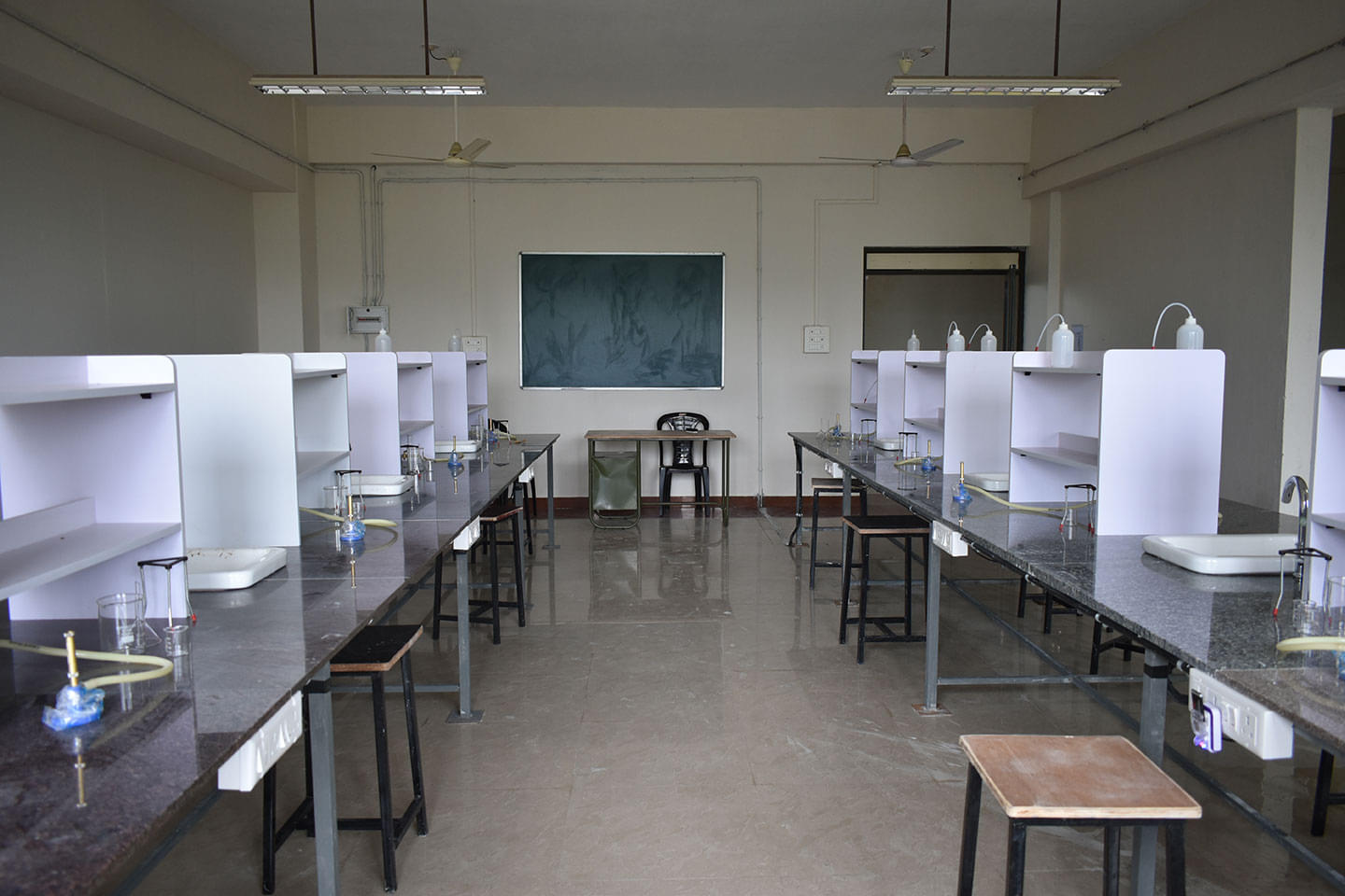 KMP College Of Pharmacy Ernakulam Campus & Facility photo 7