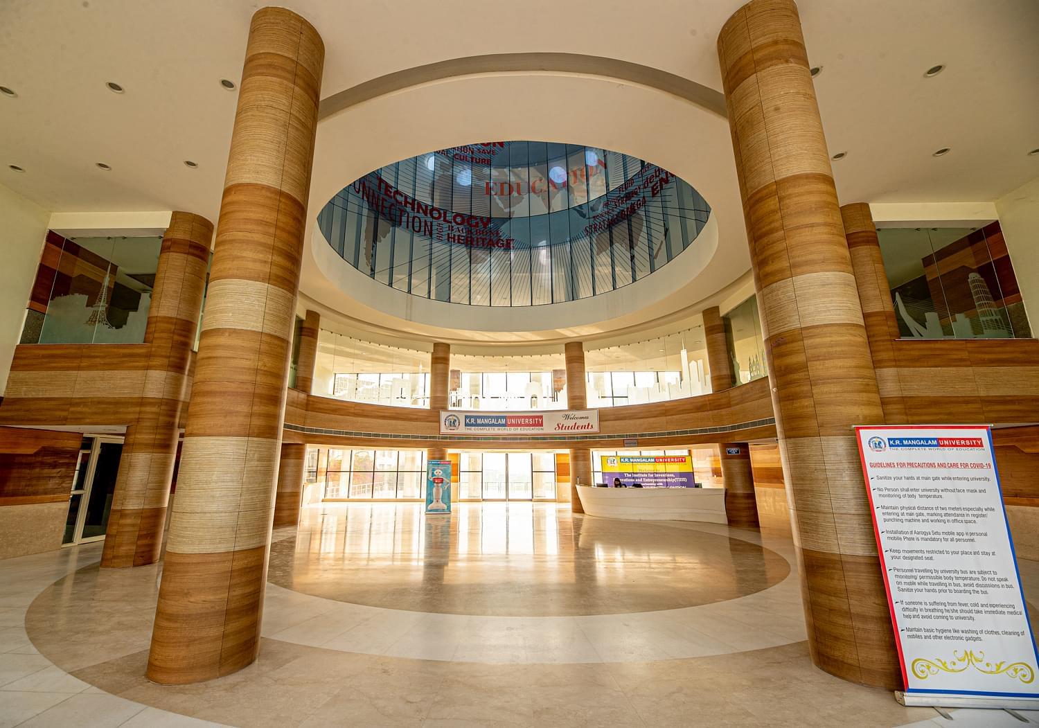 KR Mangalam University, School of Management and Commerce Campus with Facilities photo 21