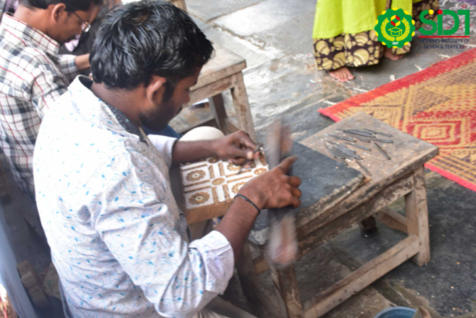Sasmira's Institute of Design & Textiles Mumbai Craft Visit photo 5