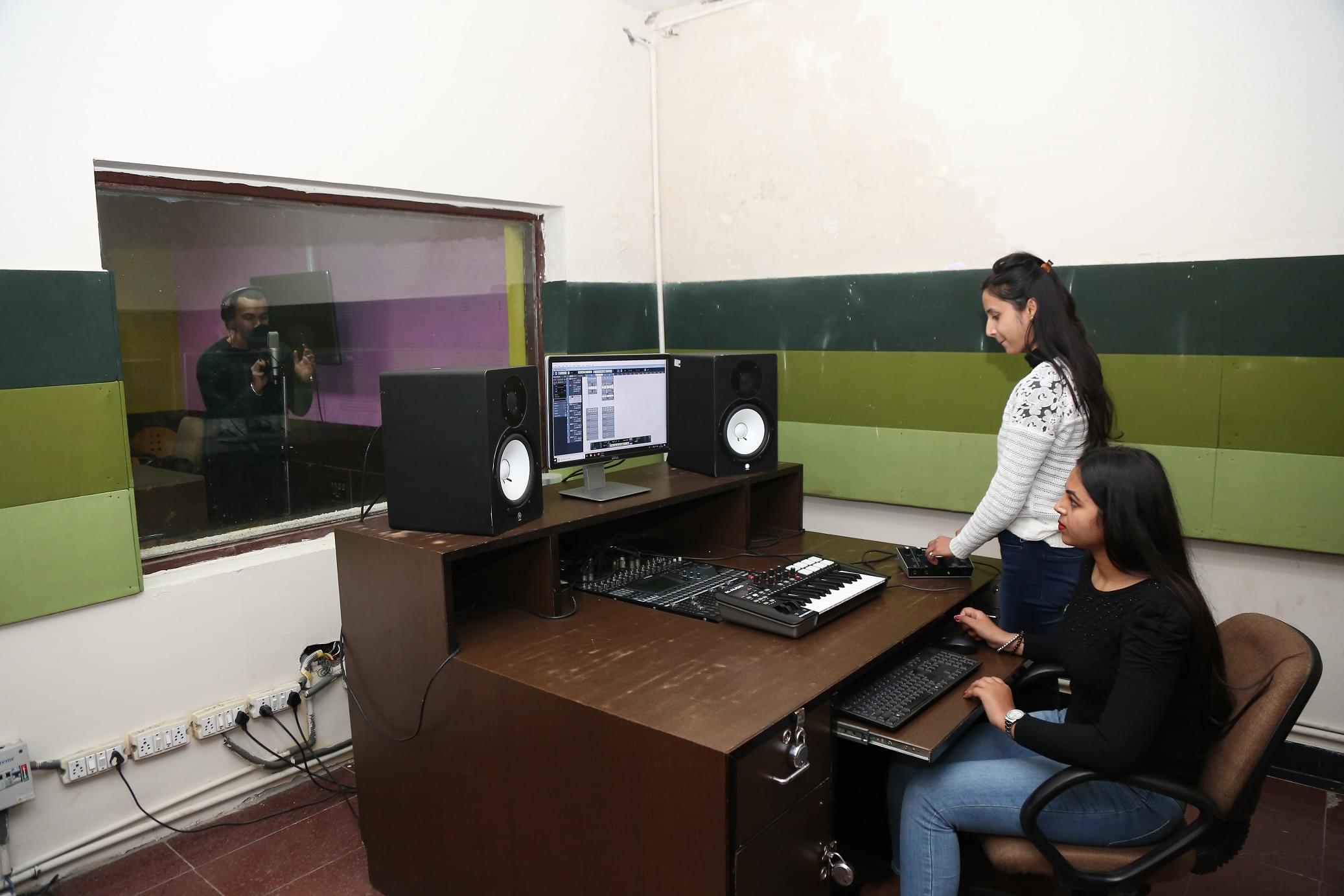 LPU LPU Journalism Studio photo 6