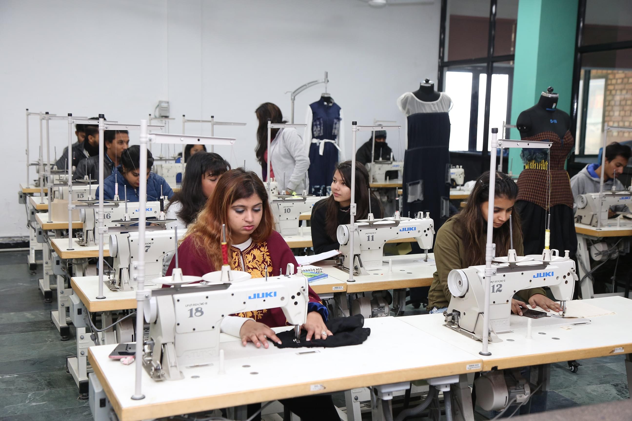 LPU LPU Fashion Lab photo 1