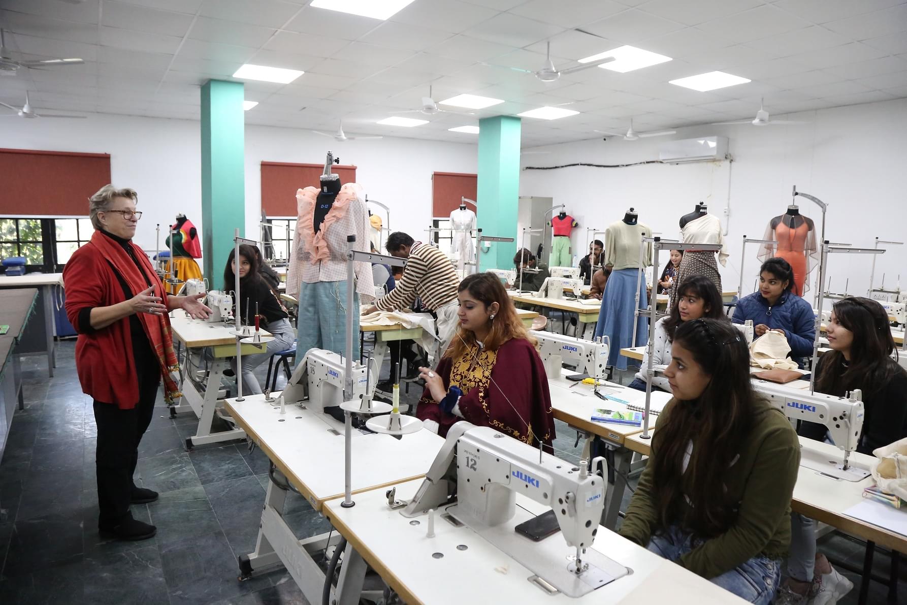 LPU LPU Fashion Lab photo 3