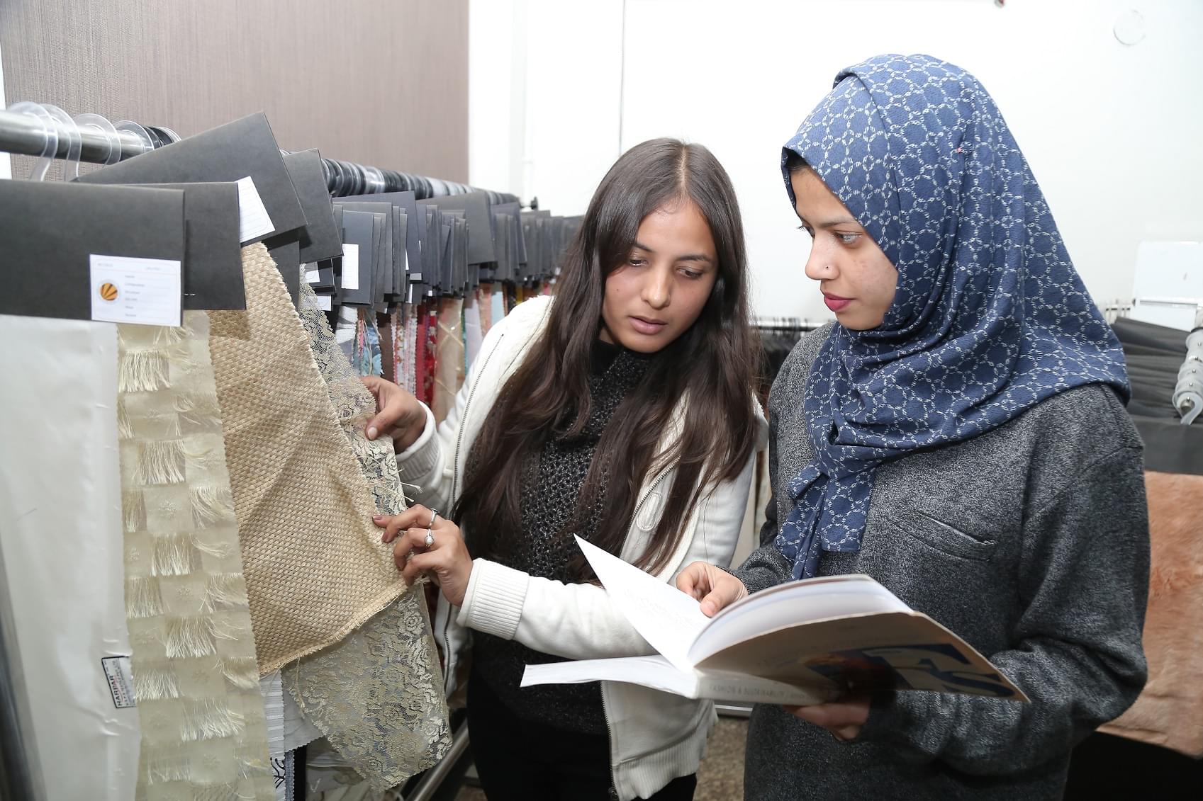 LPU LPU Fashion Lab photo 6