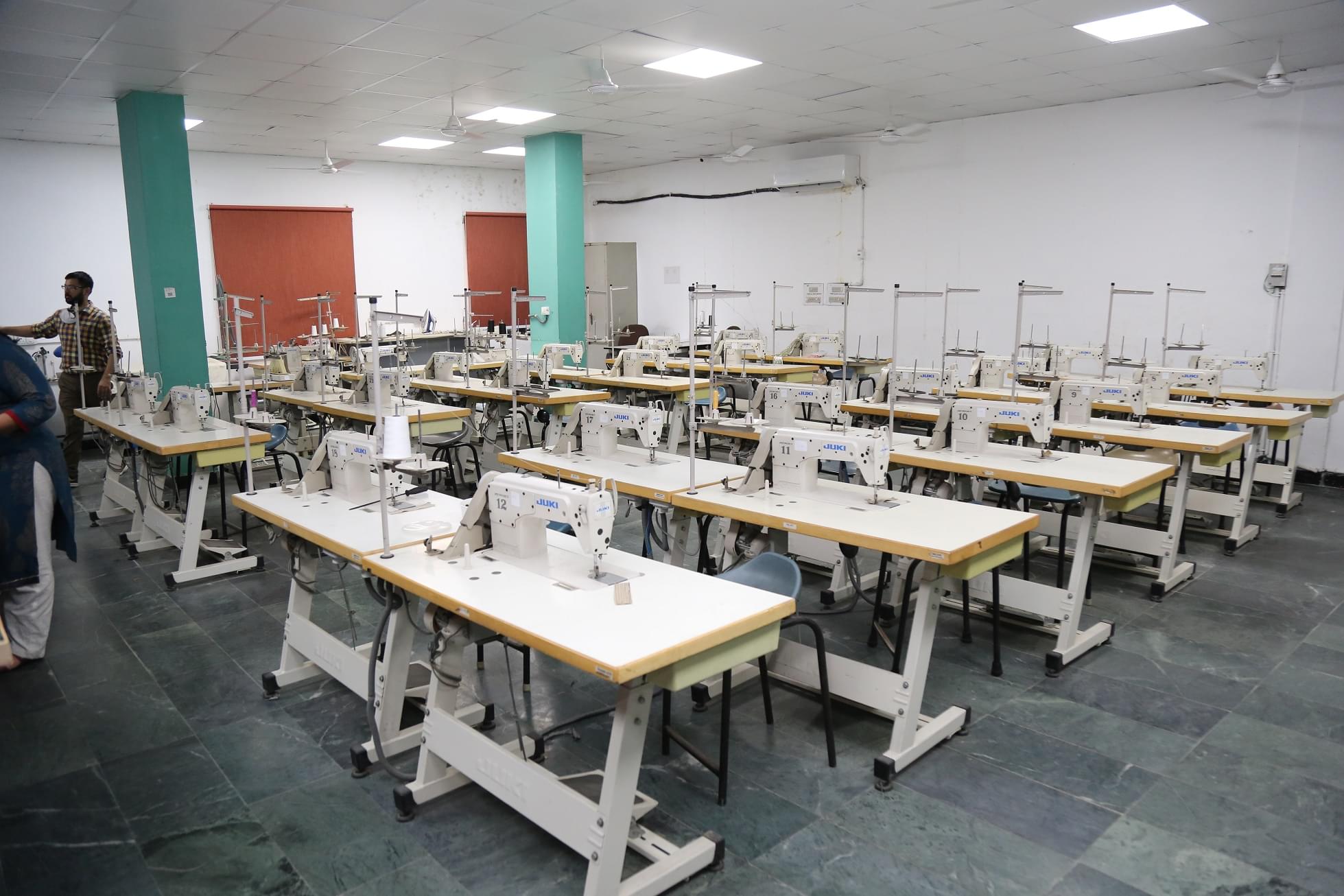 LPU LPU Fashion Lab photo 10