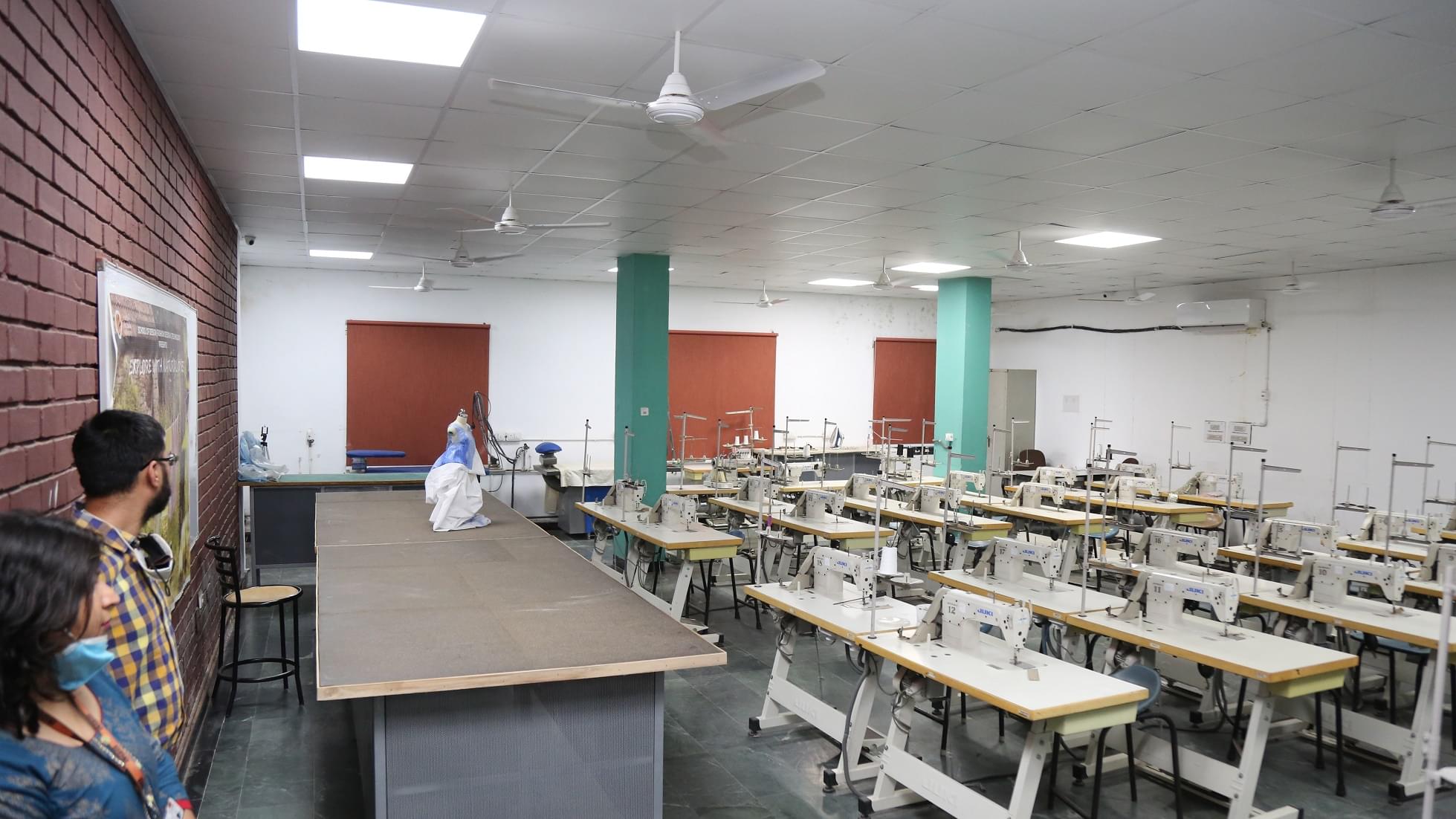 LPU LPU Fashion Lab photo 11