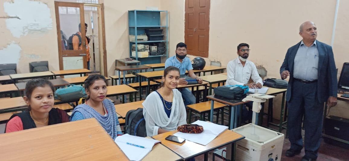 Seth Badrilal Khandelwal Education College Durg Extra Curriculars photo 4