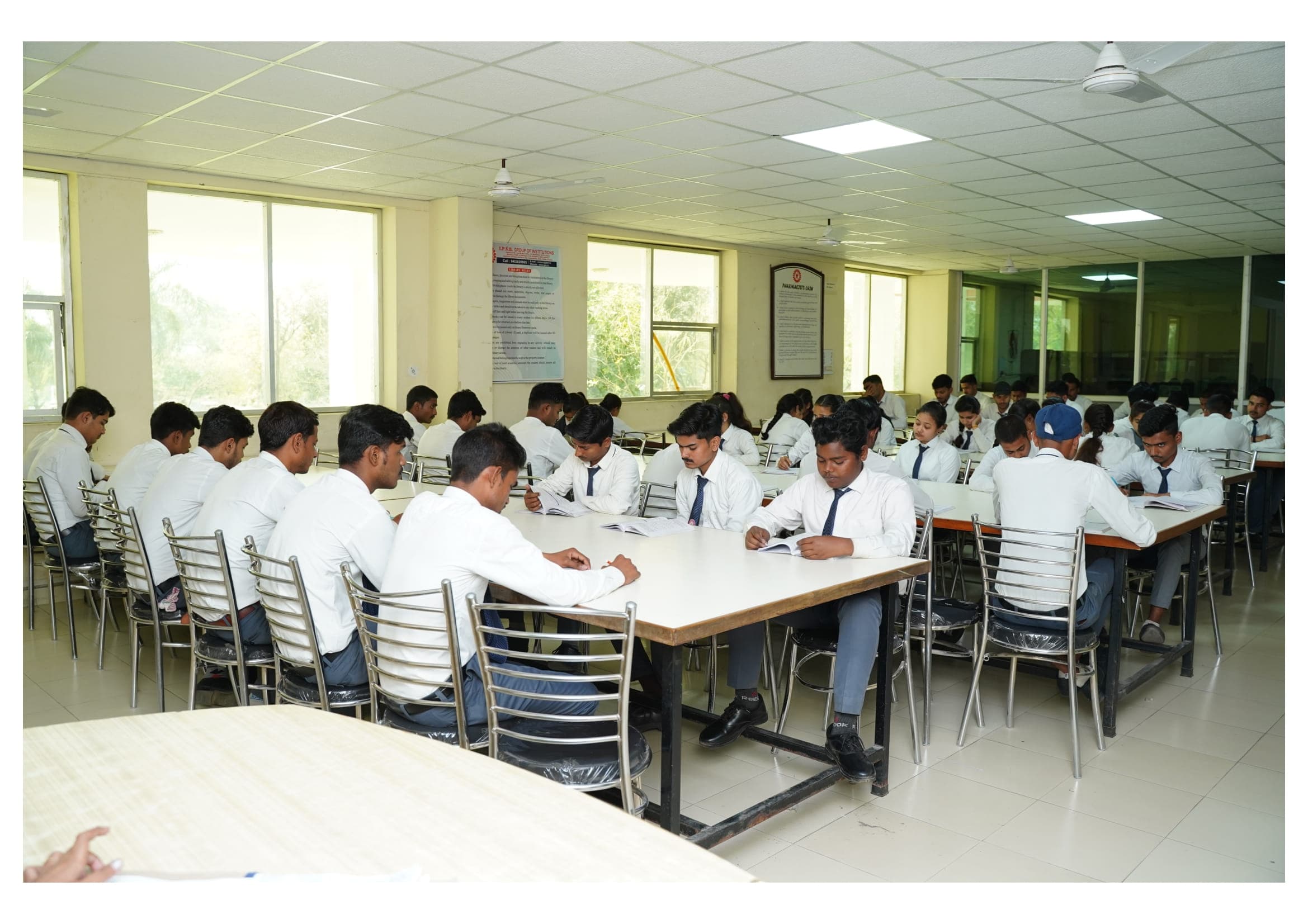 I.P.S.R. Group of Institutions Lucknow Library photo 6