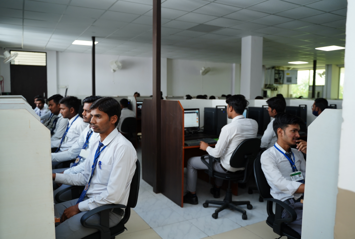 I.P.S.R. Group of Institutions Lucknow Computer Lab photo 1