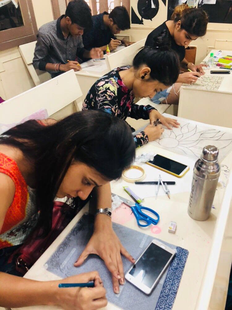 International Institute of Fashion Technology Naraina Classroom photo 4