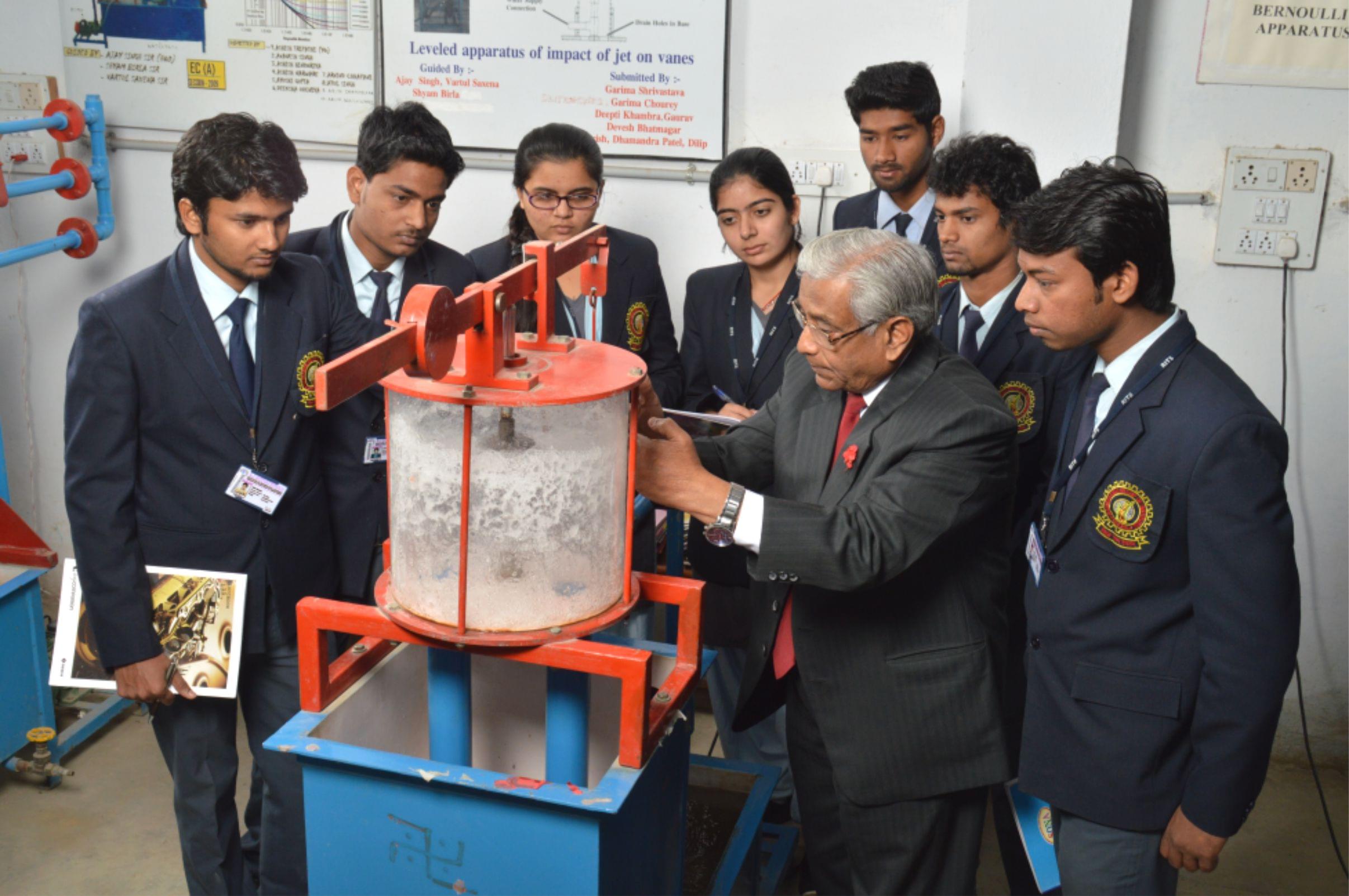 Radharaman Institute of Nursing Bhopal Campus photo 1