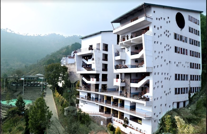 Faculty of Pharmaceutical Sciences, Shoolini University Solan Campus infrastructure photo 12