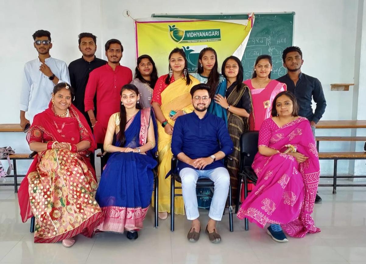 D. L. Patel Commerce College Himmatnagar Events photo 10