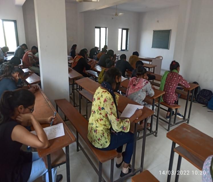 Parulba ITI College Himmatnagar ITI Theory and Practical photo 7