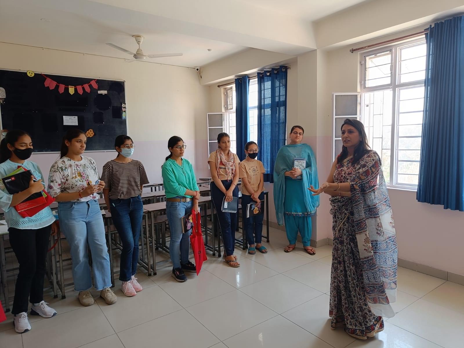 Thapar School of Liberal Arts & Sciences Patiala Career Fest photo 4