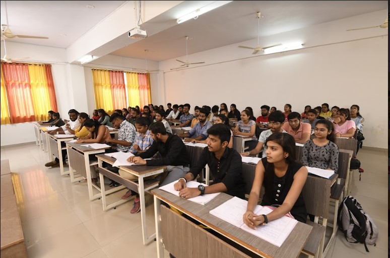 Indrashil University Rajpur Kadi Classrooms photo 10