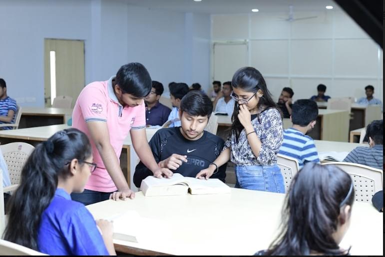 Indrashil University Rajpur Kadi Library photo 11