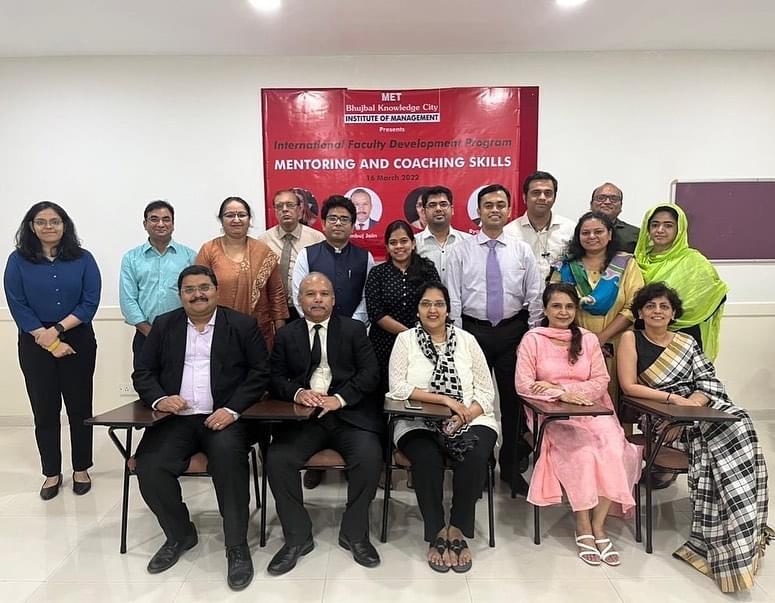 Mumbai Educational Trust Extra Curriculars photo 8