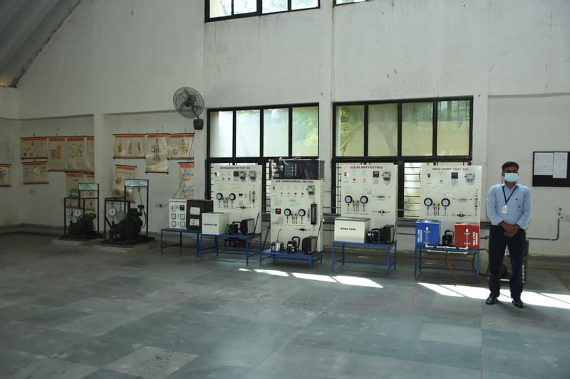 Dr. Subhash University Junagadh Infrastructure photo 15