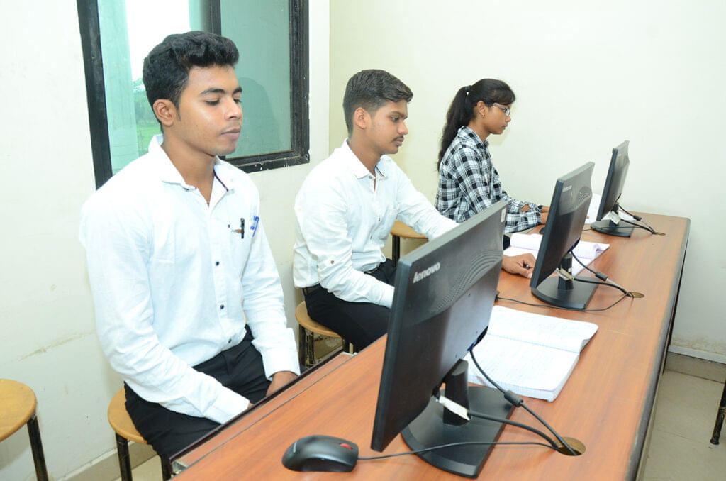 Krishna Engineering College Bhilai Labs and Library photo 23