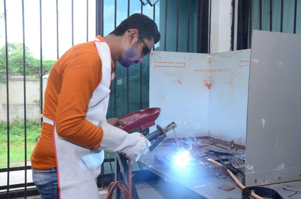 Krishna Engineering College Bhilai Workshop photo 4