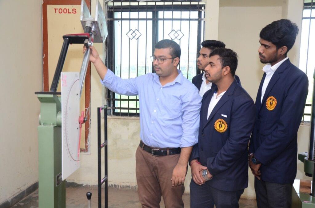 Krishna Engineering College Bhilai Workshop photo 9