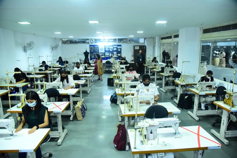 Satyam Fashion Institute Noida Infrastructure photo 4