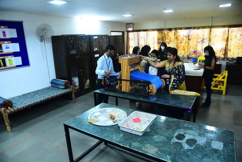 Satyam Fashion Institute Noida Infrastructure photo 8