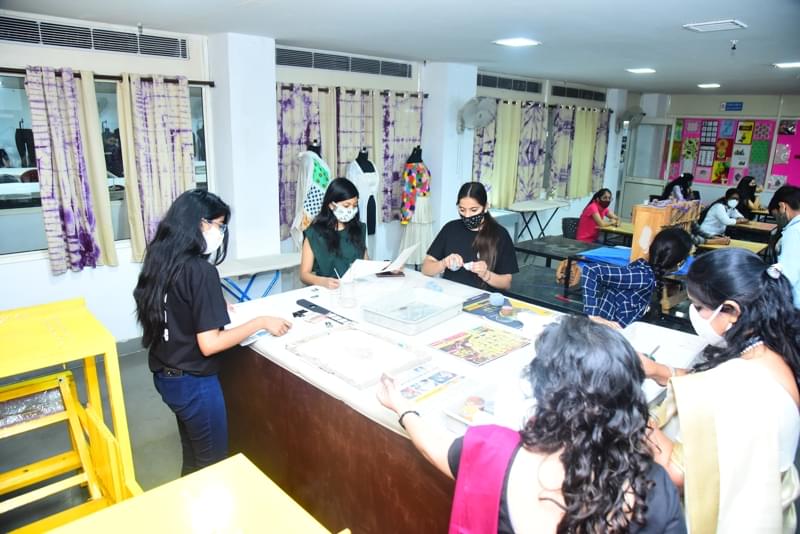 Satyam Fashion Institute Noida Infrastructure photo 9