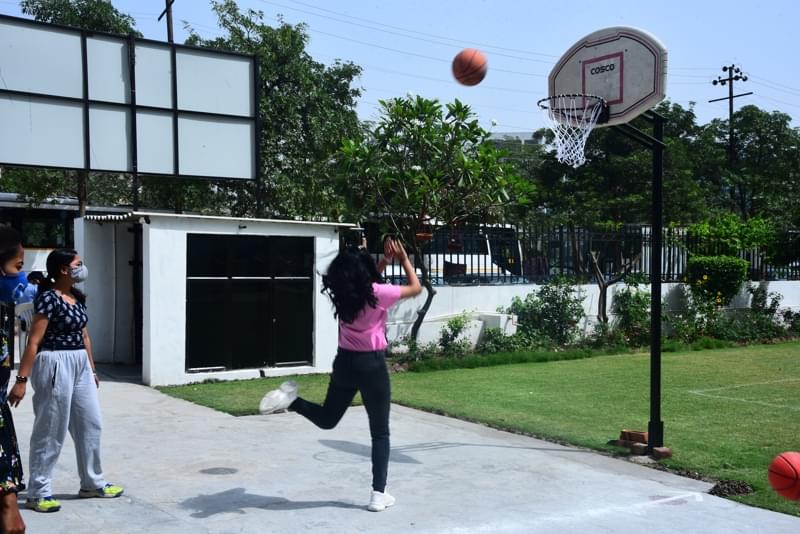 Satyam Fashion Institute Noida Infrastructure photo 23