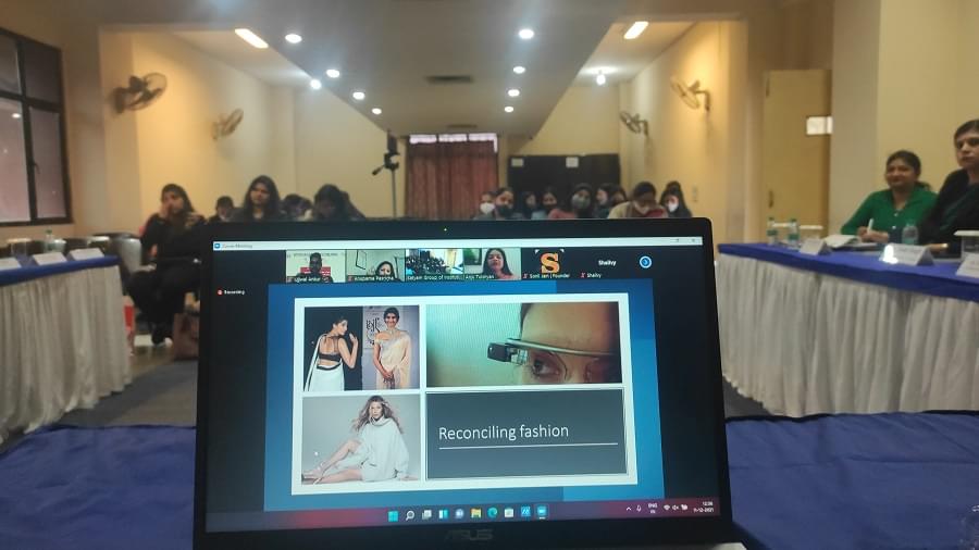 Satyam Fashion Institute Noida Conference photo 8