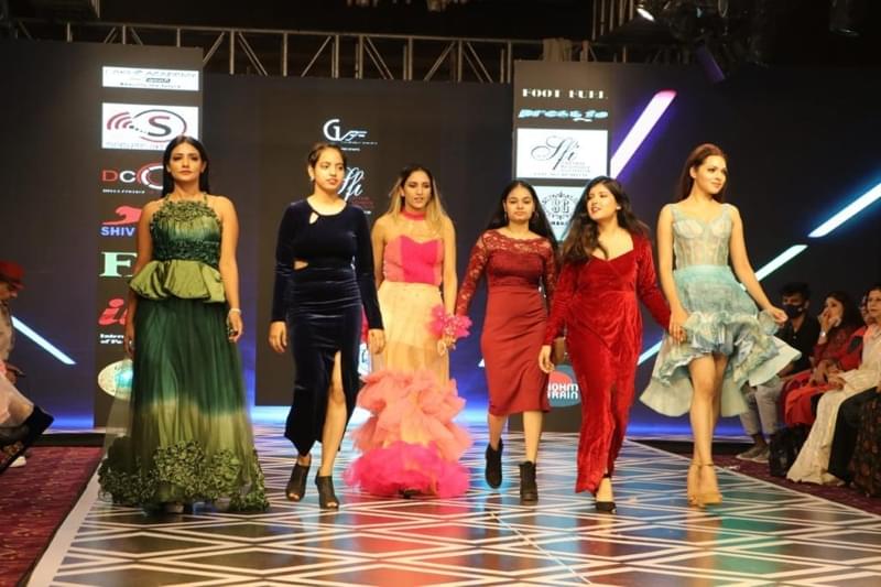 Satyam Fashion Institute Noida CRW photo 25