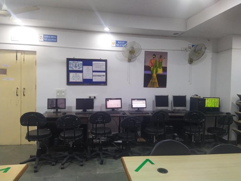 Satyam Fashion Institute Noida Library photo 3