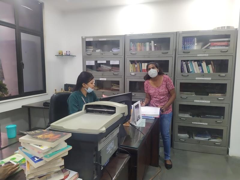 Satyam Fashion Institute Noida Library photo 15