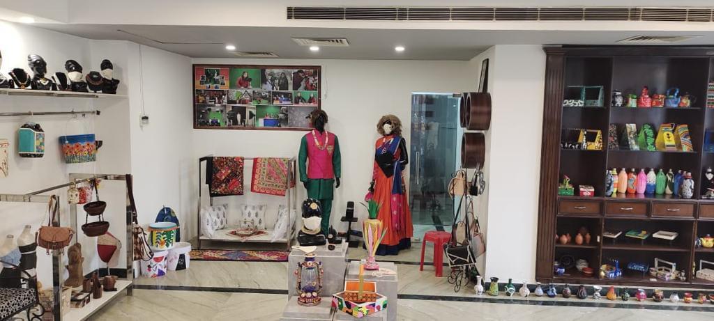 Satyam Fashion Institute Noida Resource Centre photo 15