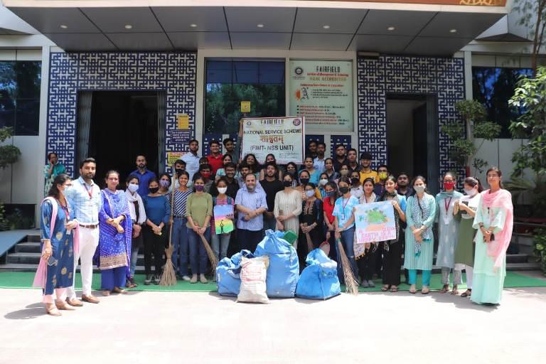 FIMT CLEAN CAMPUS : World Earth Day photo 6