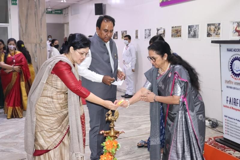 FIMT Student Orientation photo 10