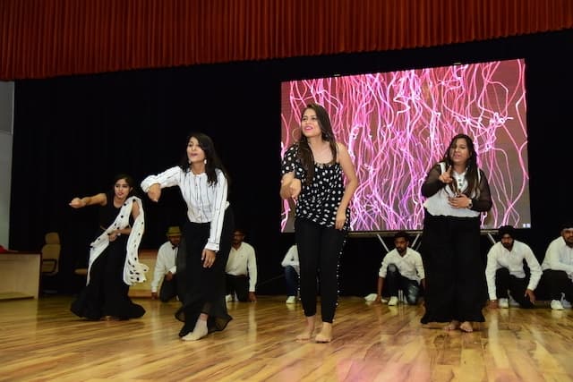 N.M.D College, Department of Management Technology Gondiya Infrastructure photo 11