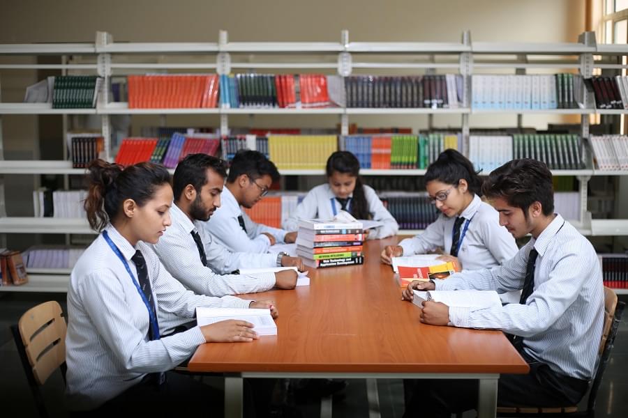 SRHU Library photo 5