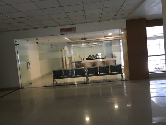 Jagannath Gupta Institute of Medical Sciences and Hospital Kolkata Hospital Interiors photo 2