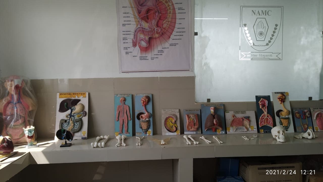 Naiminath Ayurvedic Medical College, Hospital & Research Center Agra Laboratory photo 1